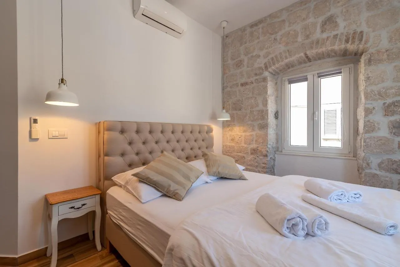 *** Gasthuis Residence Providenca Trogir Kroatië