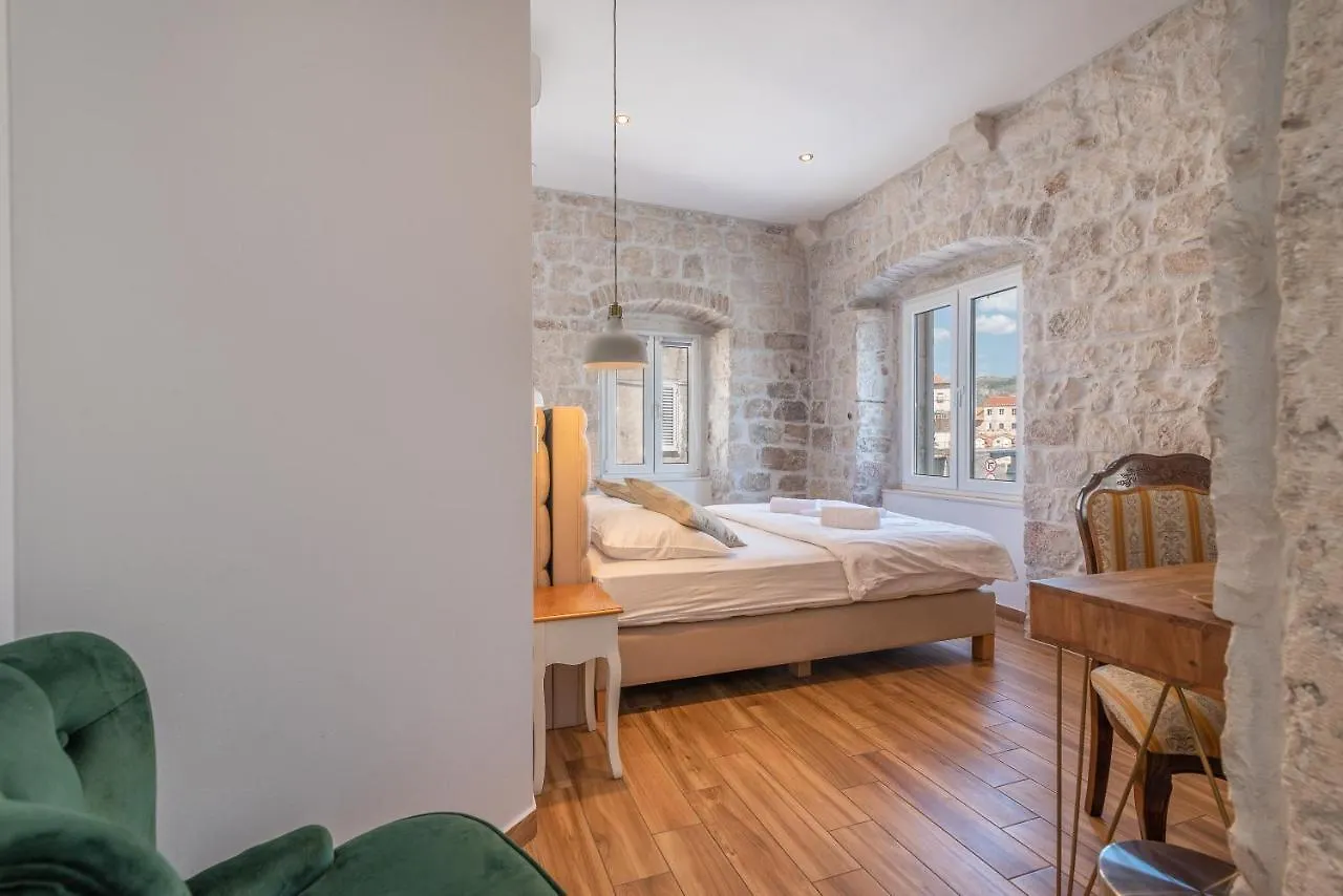 Residence Providenca Trogir